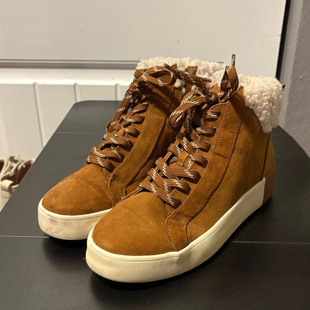 Time and Tru Brown High-Top Sneakers